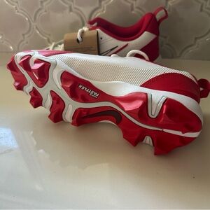 Nike cleats 5.5 Y